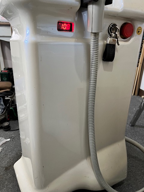 DEKAフィシオフラッシュ4A　中古脱毛機60万円