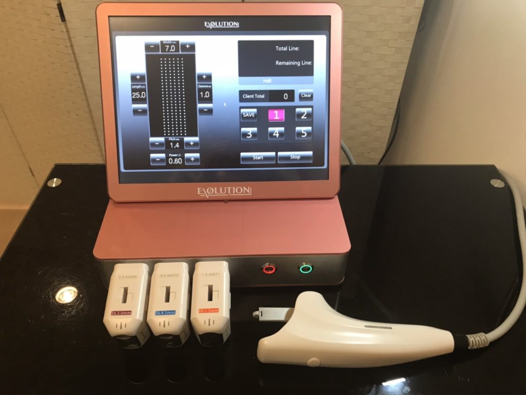 値下げ【美品】痩身機器ULTRAHIFU Ujhosld 家庭用ボディ美容器 RF fat-soluble body shaper 7種類
