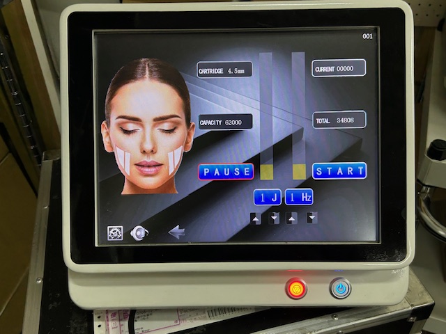 3D パーフェクション ソニック HIFU (12 Line ハイフ）(フェイシャル/ボディ)中古美容機器 